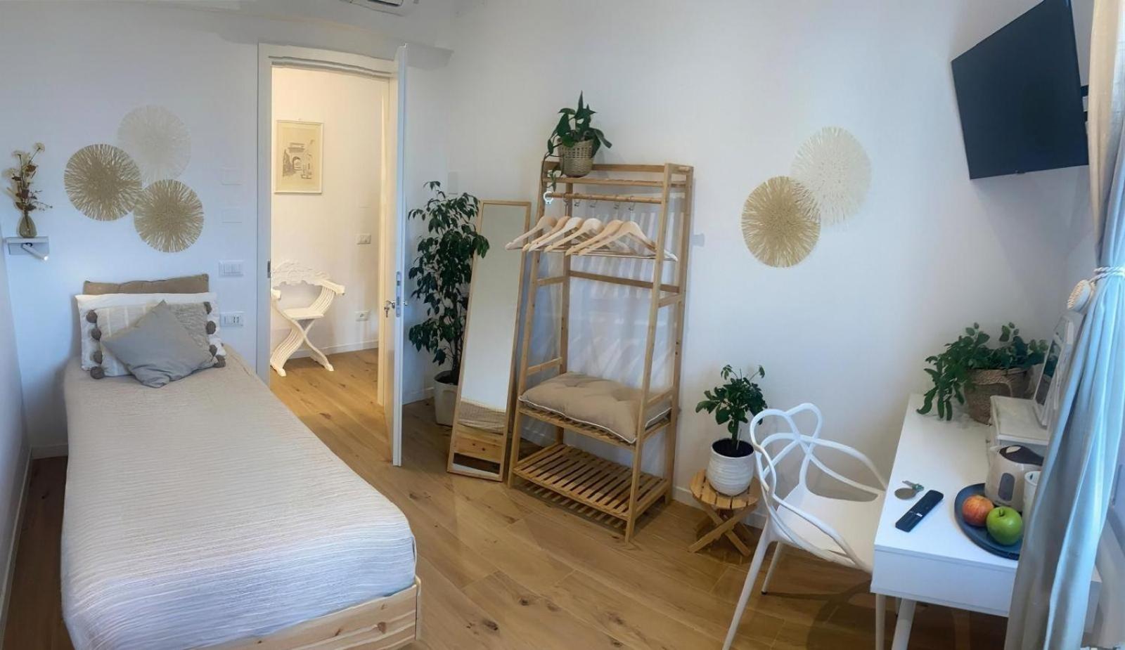 Keizna Rooms Чезена Экстерьер фото