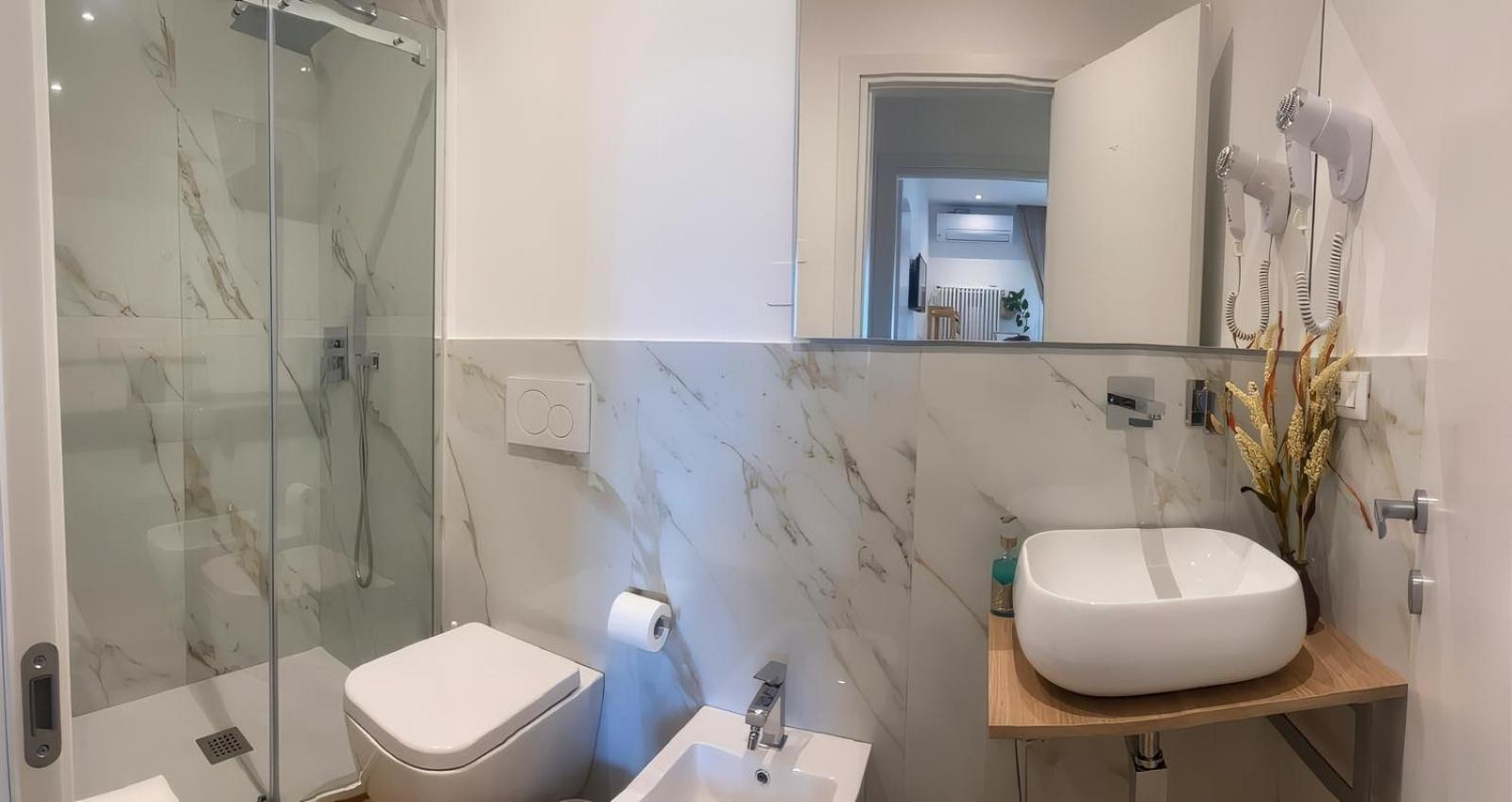 Keizna Rooms Чезена Экстерьер фото